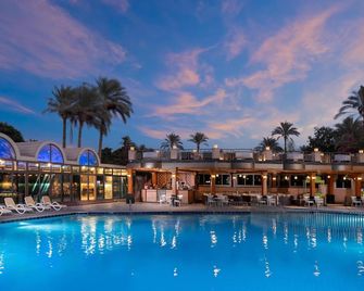 Jaz Pyramids Resort - Cairo - Pool