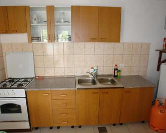 Robinson Anastazia - Jelsa - Kitchen