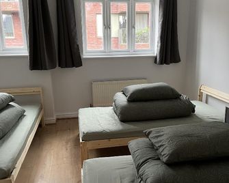 Entire Captivating 2-bed House in Manchester - Mánchester - Sala de estar