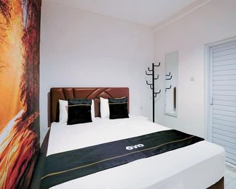 Hotel O Nawangwulan - Kediri