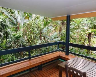 Rainforest Eco Lodge - Suva - Balcony