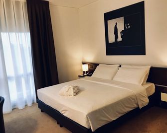 Hotel Cristallo - Conegliano - Bedroom