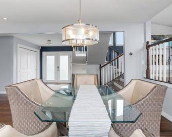 Modern Luxury Family Getaway Near Beach Casinos - Atlantic City - Comedor