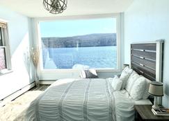 Cozy Cozy Cottage ~ Perfect Location On West Keuka Lake ~ Private Dock! - Hammondsport - Phòng ngủ