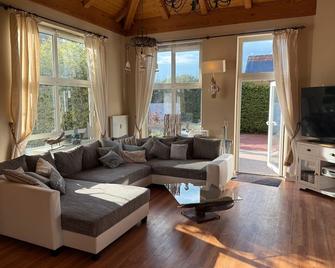 Küstenloft-Leuchturm - Rostock - Salon