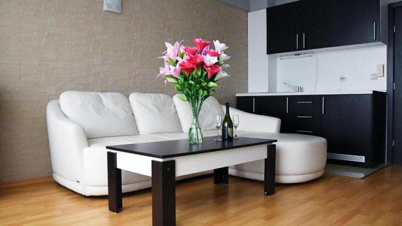 Aparthotel Vris