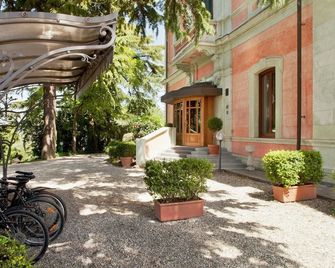 Relais Villa Pomela - Novi Ligure - Venkovní prostory