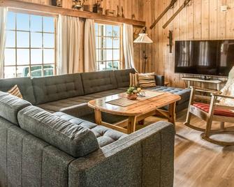3 Bedroom Lovely Home In Tynset - Tynset - Living room