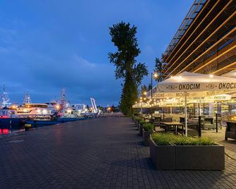 Courtyard by Marriott Gdynia Waterfront - Gdynia - Restaurant