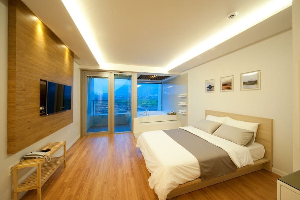 كوما آند ريزورت