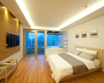 Comma&Spa Resort - Seogwipo - Bedroom