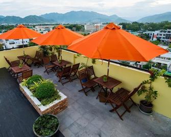 Tabalo Hostel - Nha Trang - Balcony