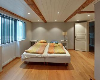 3 Bedroom Beautiful Home In Lönashult - Lönashult - Habitación