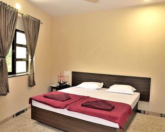 Hotel Mandarin Mapusa - Mapusa - Bedroom