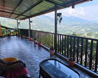 Lake Darshan Homestay - Bhimtal - Balcony