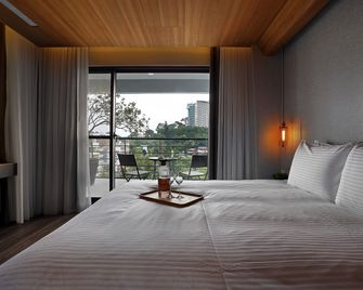 Sun Moon Lake Blue Sky Bay B&B - Yuchi Township - Habitación