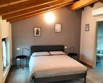 La casa della Ada - Castelnuovo del Garda - Habitación