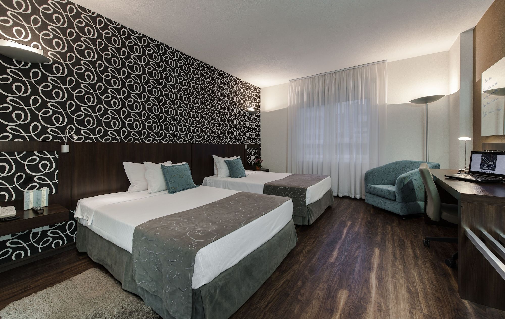 Quality Hotel Curitiba - קוריטיבה