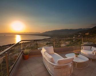 Belvedere Hotel - Kalamata - Balkon