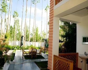Hotel Ladakh Greens - Leh - Uteplats