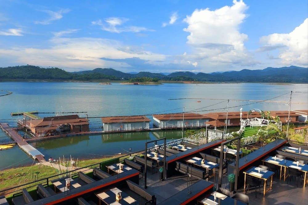 Raya Buri Resort - Ban Tha Kradan