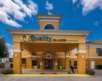 Quality Inn and Suites - Granbury - Granbury - Budova