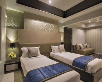 The Baroda Residency - Vadodara - Bedroom