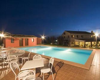 Osteria Dei Segreti - Montecassiano - Pool