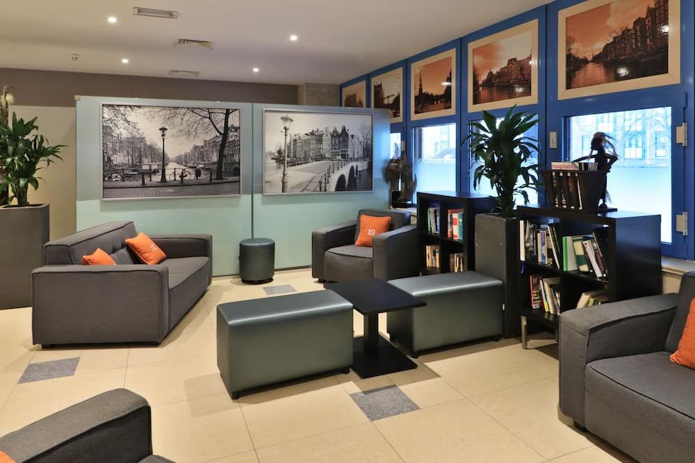 Xo Hotels Blue Square