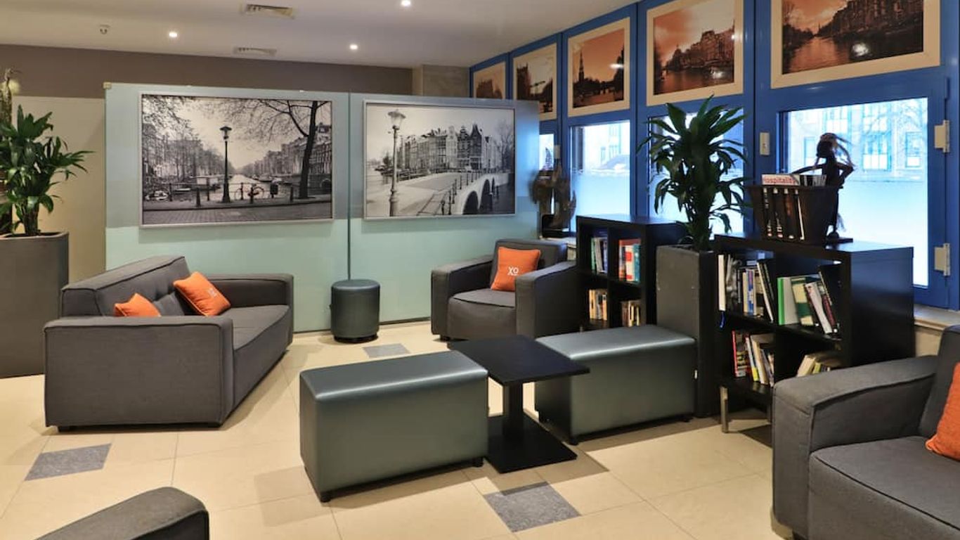 Xo Hotels Blue Square