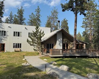 Home in the Bitterroots - Victor - Edificio