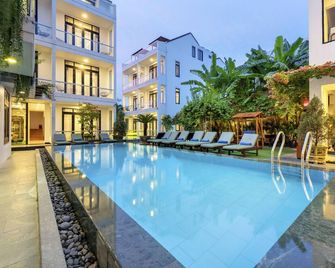 Banana Garden Villa - הוי אן - בריכה