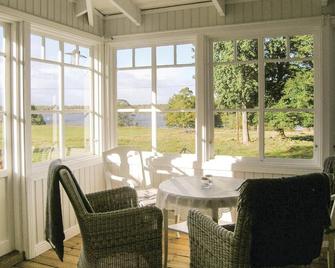 Amazing home in Värnamo with kitchen - Värnamo - Living room