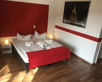 Hotel & Apartments Altstadtperle - Dresden