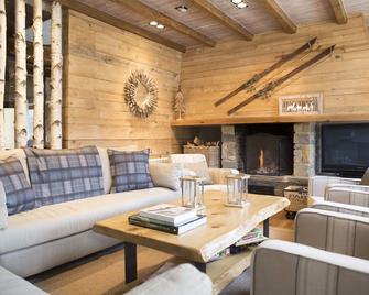 Eira Ski Lodge - Naut Aran - Wohnzimmer