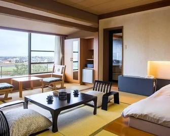 Izu Nagaoka Katsuragawa Saiho - Izunokuni - Living room