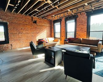 The Timberline - Leadville - Huiskamer