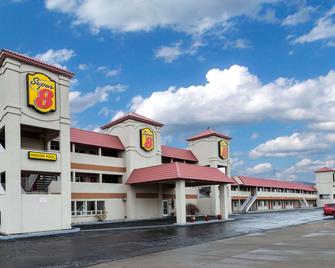 Super 8 by Wyndham Fernley - Fernley - Building