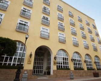 Fiesta Inn Toluca Centro - Toluca - Rakennus