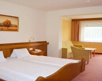 範圖爾酒店 - 沃爾特湖畔韋爾登 - 臥室