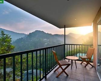 The Violet Thekkady - Thekkady