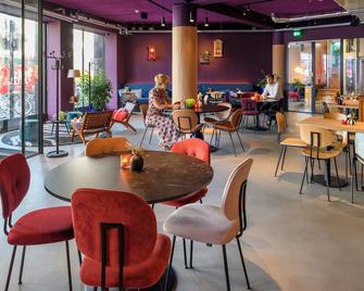 Stayokay Hostel Utrecht Centrum - אוטרכט - מסעדה