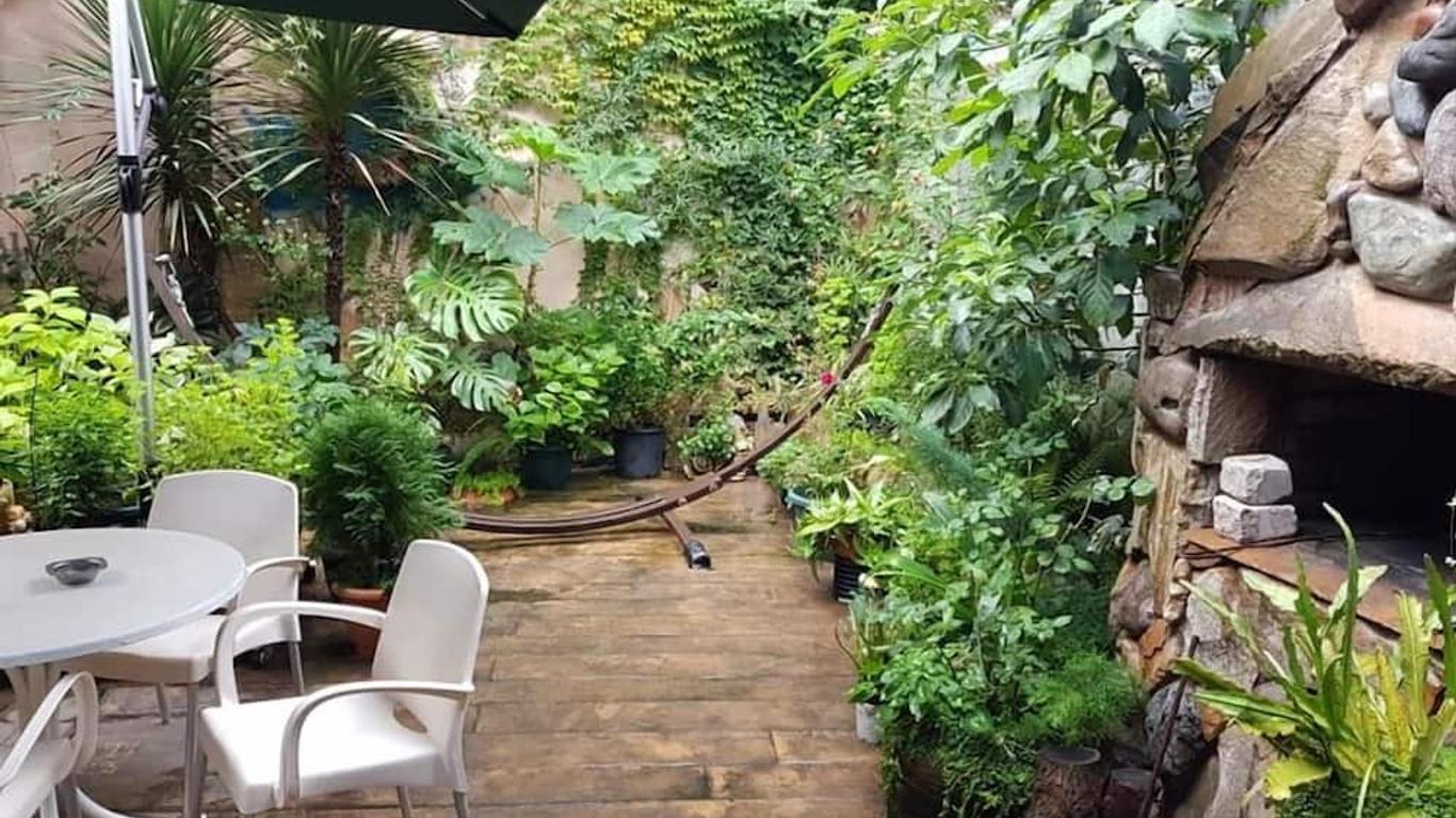 Guest House Batumi Globus