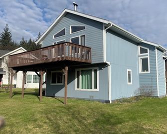 4-bedroom house in Kodiak for your getaway - Kodiak - Edificio
