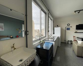 Beautiful loft-style apartment in the historic center near Santa Casa - Porto Alegre