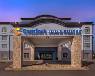 Comfort Inn & Suites - Madison - Building