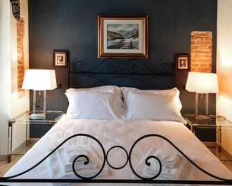 La Cantinella Country House La Morra: Cà della Vigna Apartment - La Morra - Schlafzimmer