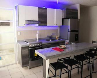 Cozy apartment in the city of Morelia - Morelia - Kitchen
