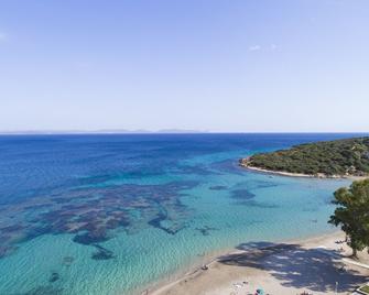 Lu' Hotel Carbonia - Carbonia - Playa