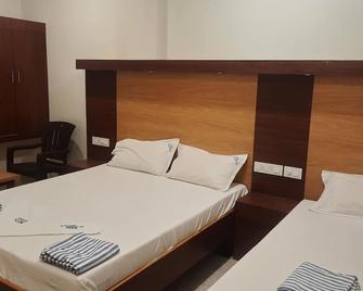 Rani Residency - Kanyakumari - Schlafzimmer